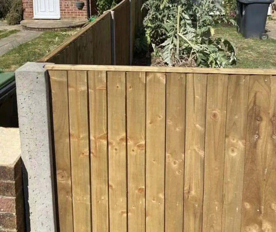 Garden fencing supplied and fitted by KCO Landscapes — project 10